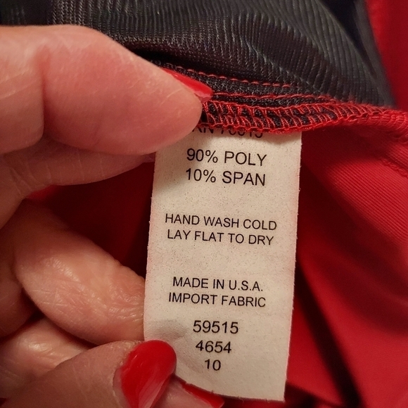 Bentley Arbuckle red velvet NWT size 10 top and skirt - Picture 12 of 14